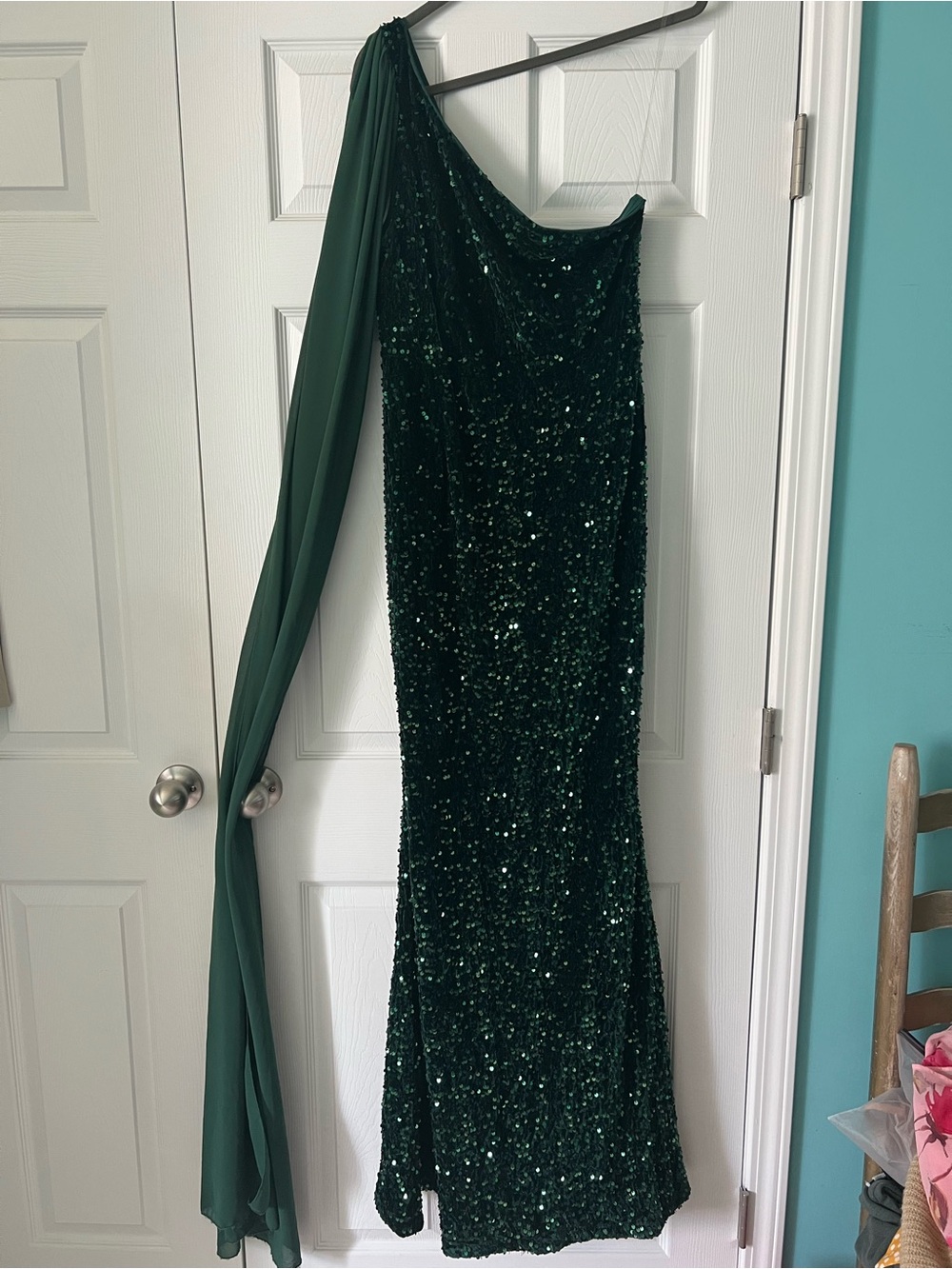SHEIN Emerald Green One-Shoulder Sequin Gown